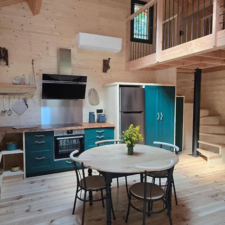 De La Raviege La Laurinette Dağ evi *