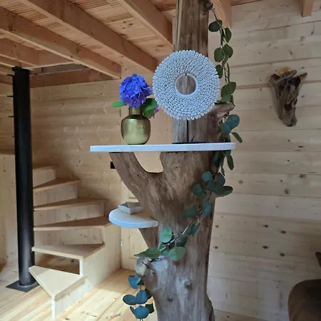 De La Raviege La Laurinette