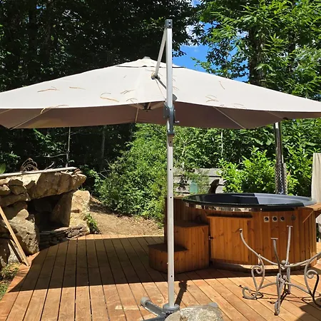 De La Raviege La Laurinette Dağ evi *